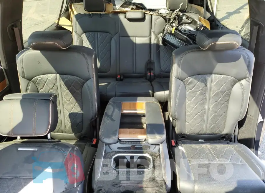 1C4SJSGP2RS186372 Photo# 10