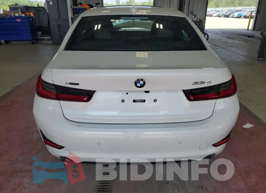 3MW5R7J01M8B67110 Photo# 6