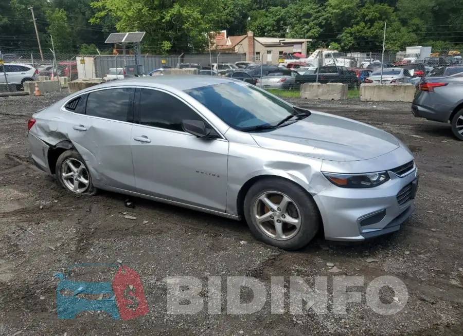 1G1ZB5ST8HF137985 Photo# 4