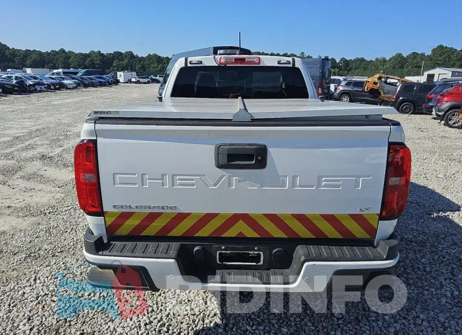 1GCHSCEA8N1245873 Photo# 6