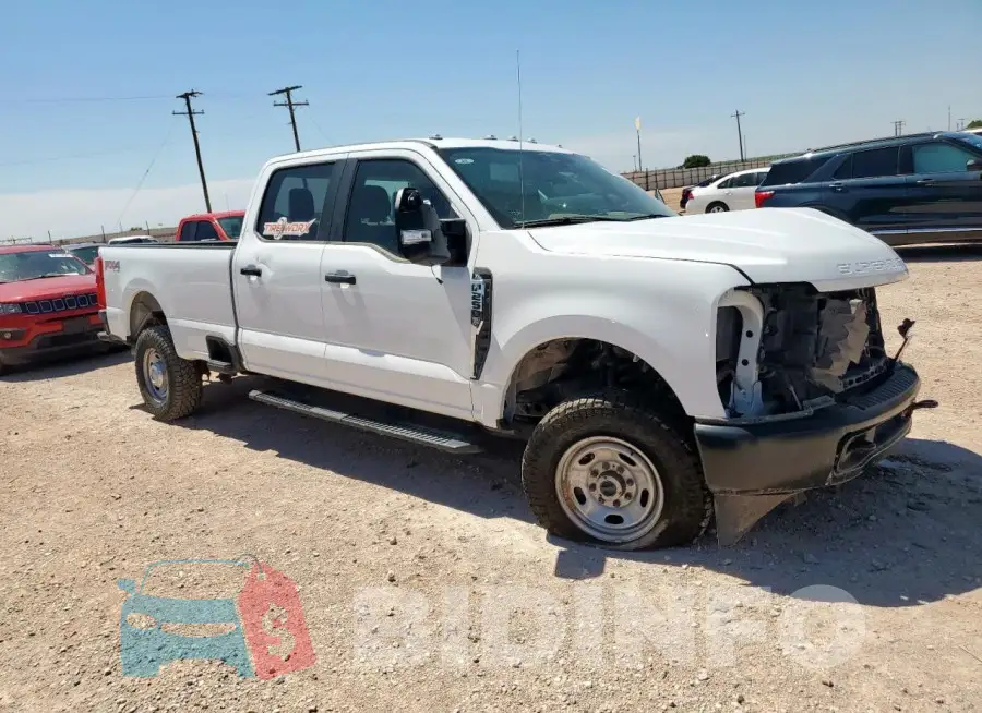 1FT7W2BA2PED92331 Photo# 4