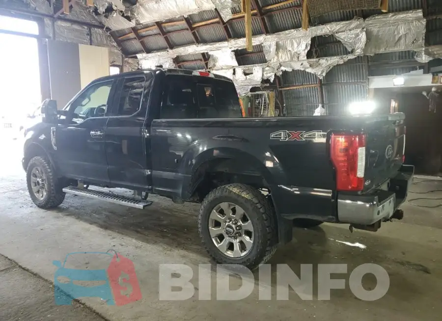 1FT8X3B62JEC85774 Photo# 2