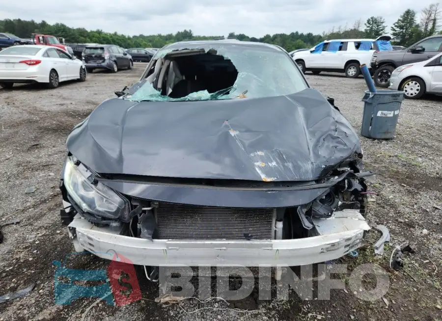 19XFC2F7XHE227233 Photo# 5