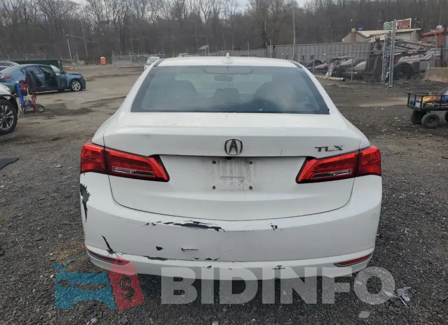 19UUB1F39JA006959 Photo# 6