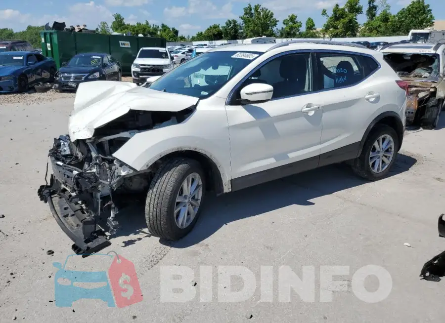 JN1BJ1CR3HW110297 Photo# 1