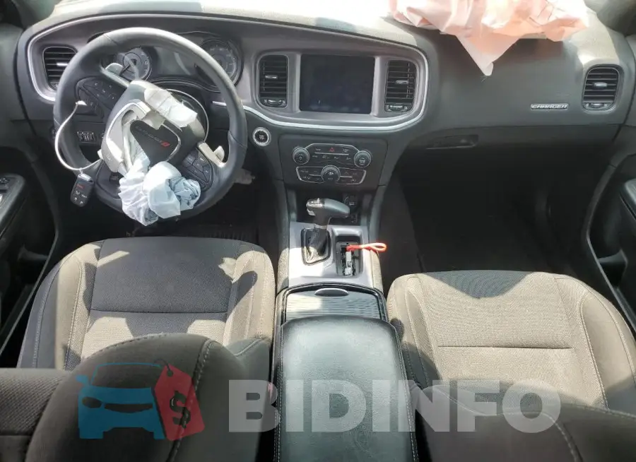2C3CDXJG3KH523747 Photo# 8