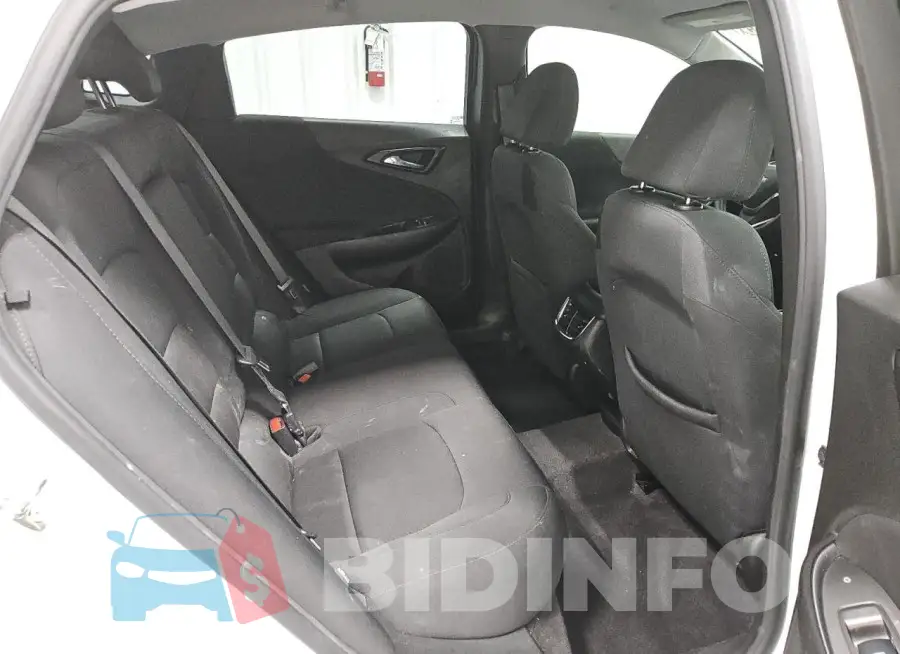 1G1ZD5ST5NF110071 Photo# 10