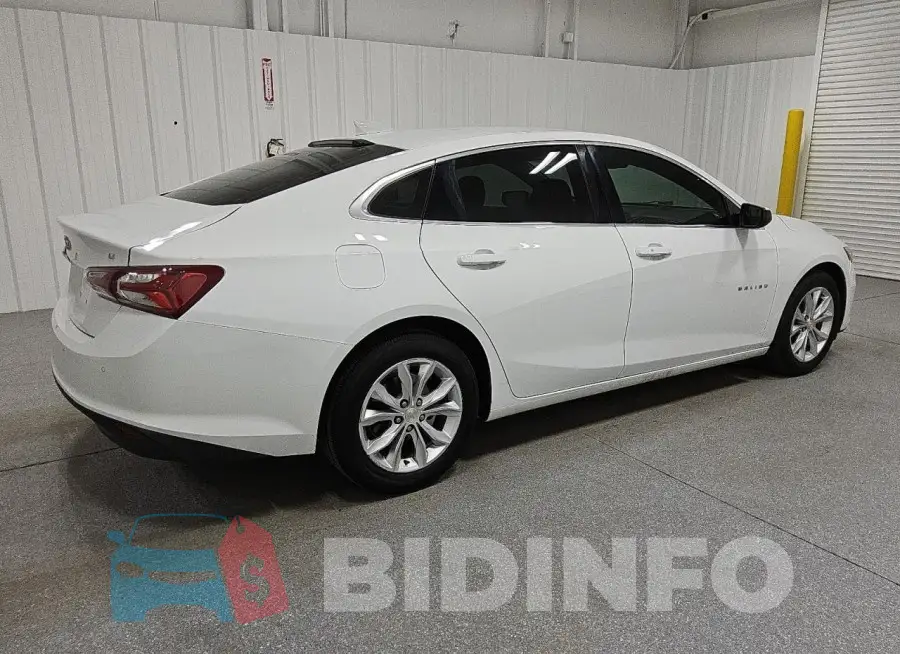 1G1ZD5ST5NF110071 Photo# 3