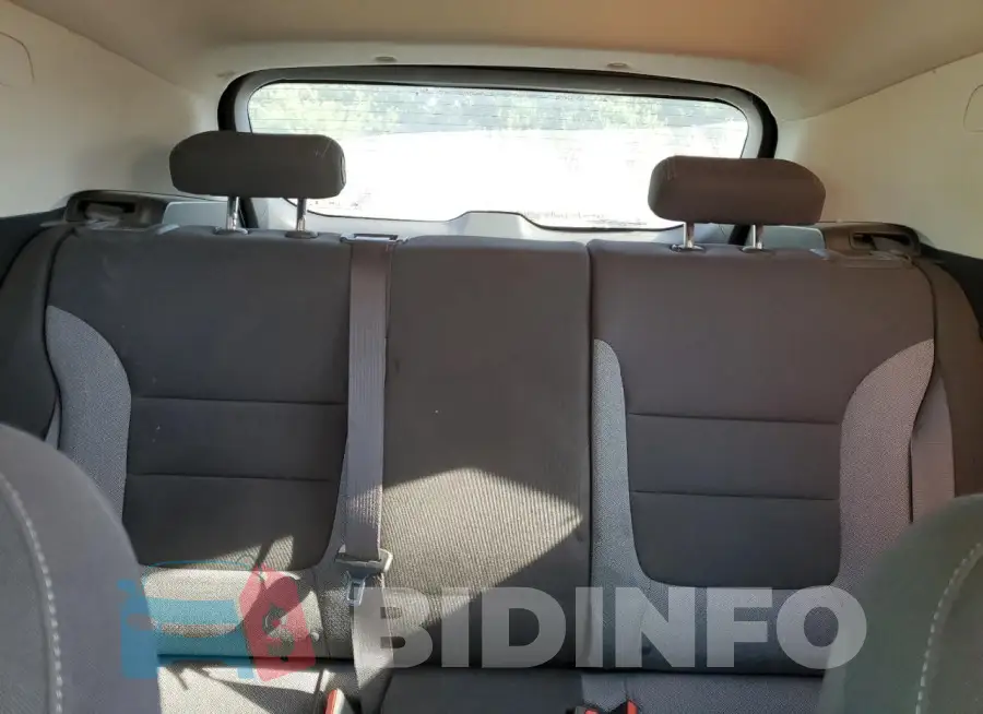 KL79MPSL6PB143123 Photo# 10