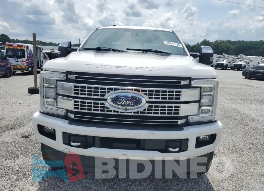 1FT8W3BT4JEB87385 Photo# 5
