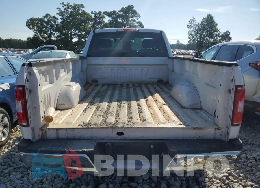1FTMF1CBXJKF62402 Photo# 6