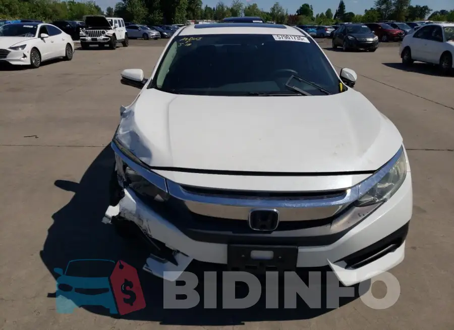 19XFC2F74JE206920 Photo# 5