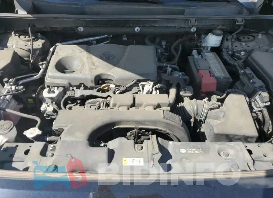 2T3J1RFV6KC001694 Photo# 12