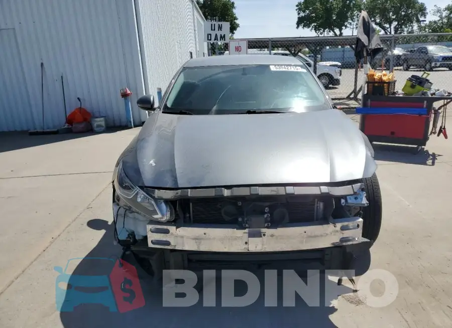 1N4BL4BV1LC176449 Photo# 5