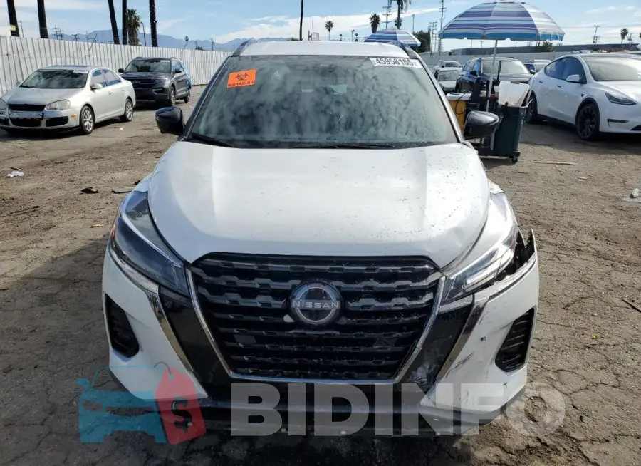 3N1CP5DVXRL536534 Photo# 5