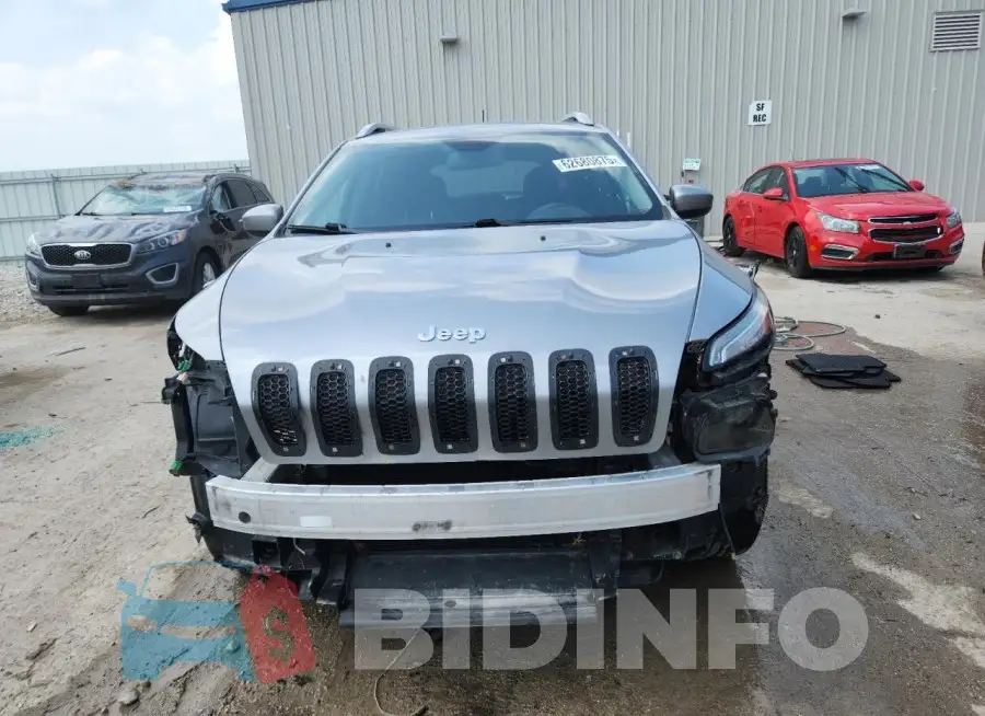 1C4PJMCB5HW501880 Photo# 5