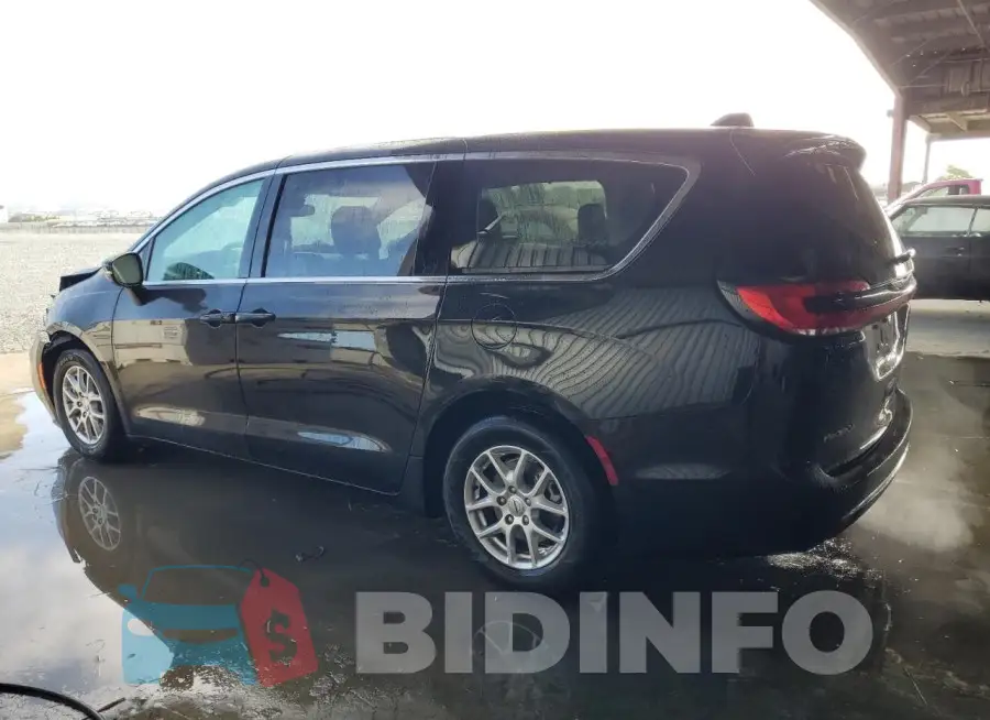 2C4RC1BG9RR147015 Photo# 2
