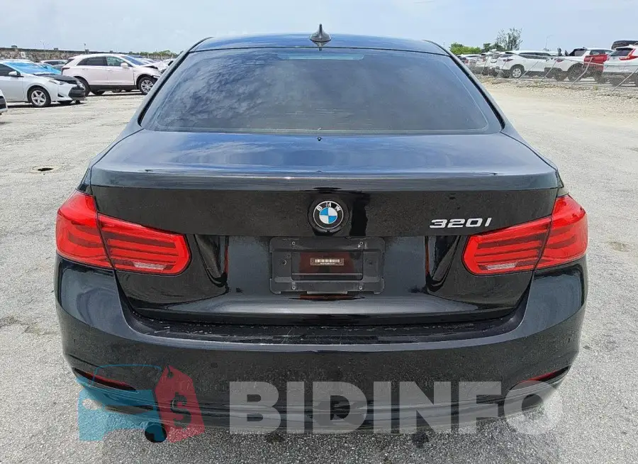 WBA8A9C59GK616187 Photo# 6