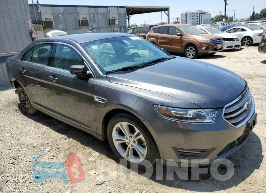 1FAHP2E82JG103234 Photo# 4