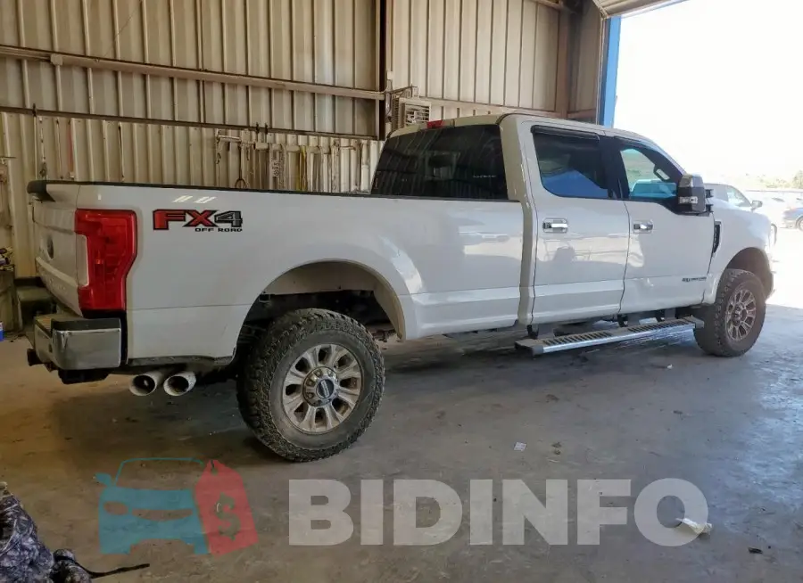 1FT7W2BT9JEB71401 Photo# 3