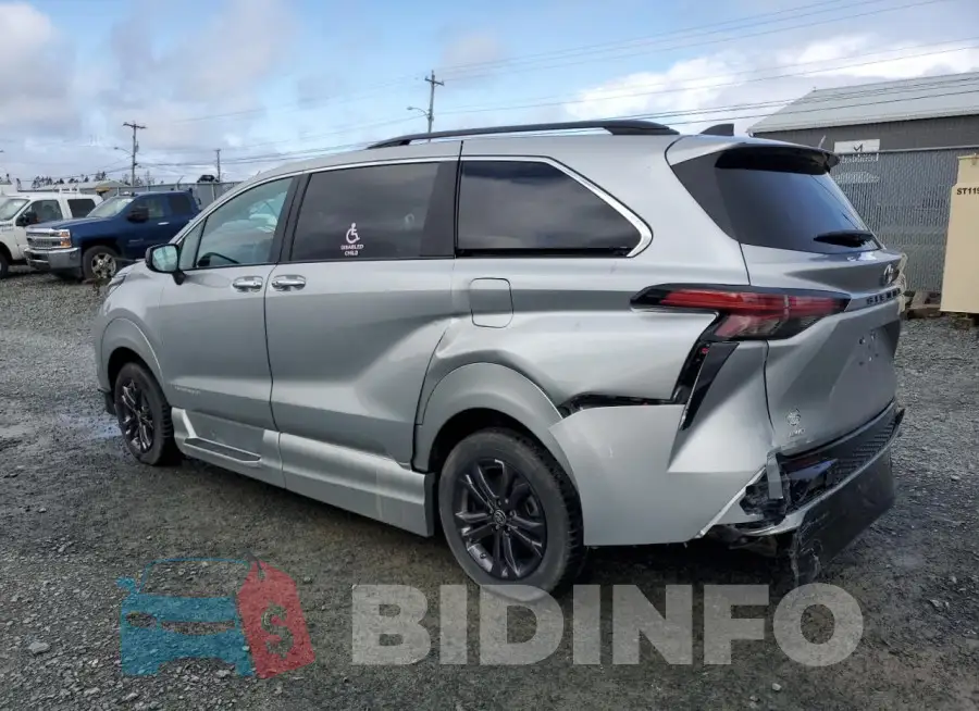 5TDGSKFC9RS137034 Photo# 2