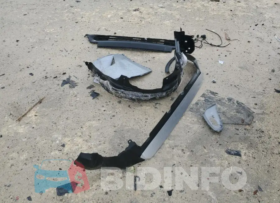 2T3YFREV8JW450924 Photo# 13