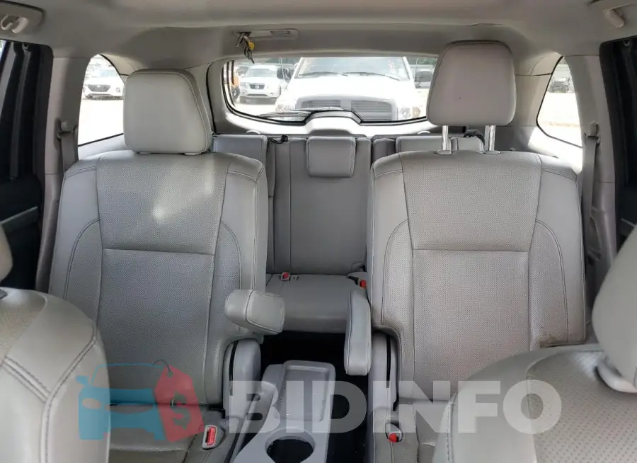 5TDYZRFH0JS283427 Photo# 10