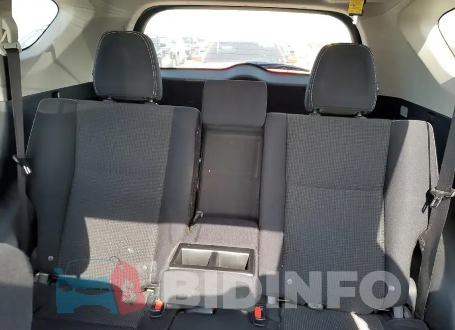 JTMWFREV4HD098486 Photo# 10
