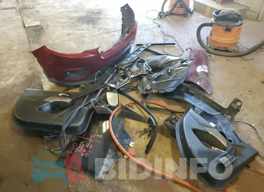 1C4PJLCB8KD130064 Photo# 13