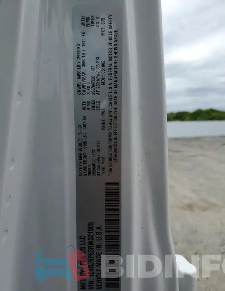 1C4RJXP63RW321905 Photo# 13