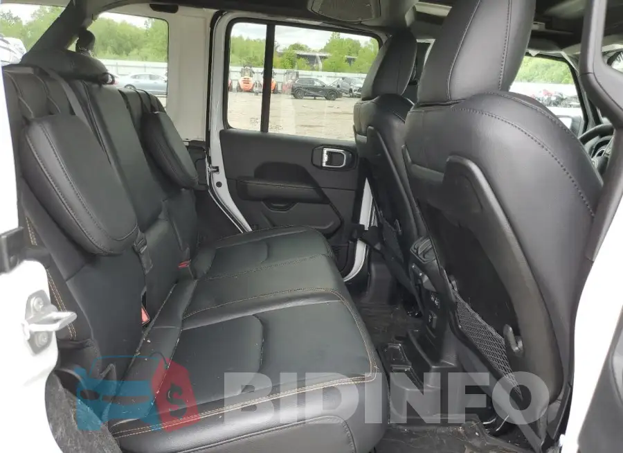 1C4RJXP63RW321905 Photo# 11