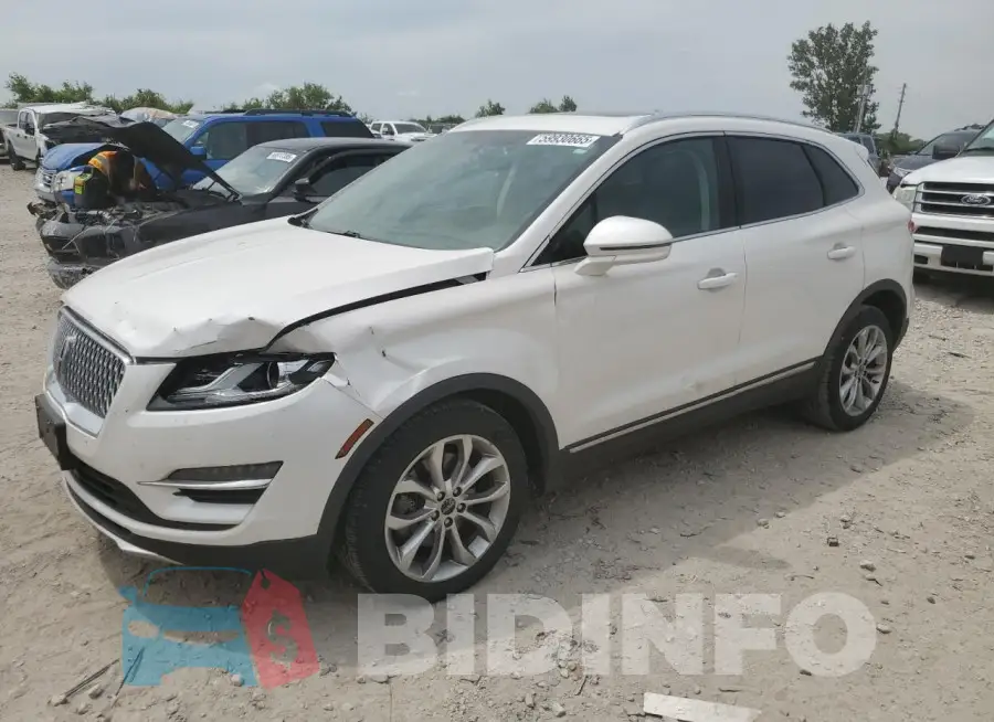5LMCJ2C94KUL27117 Photo# 1