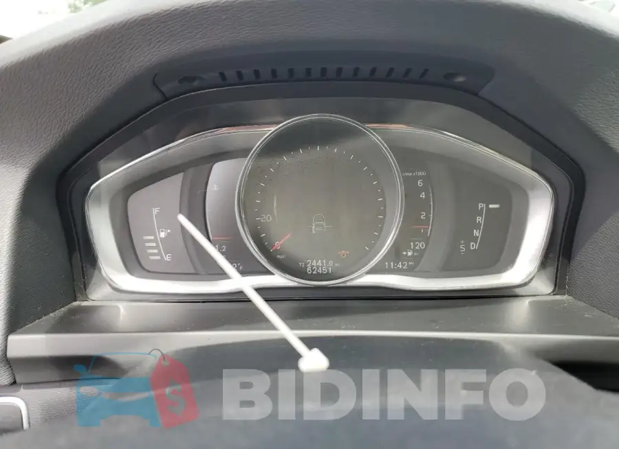 LYV402TM6HB130732 Photo# 9