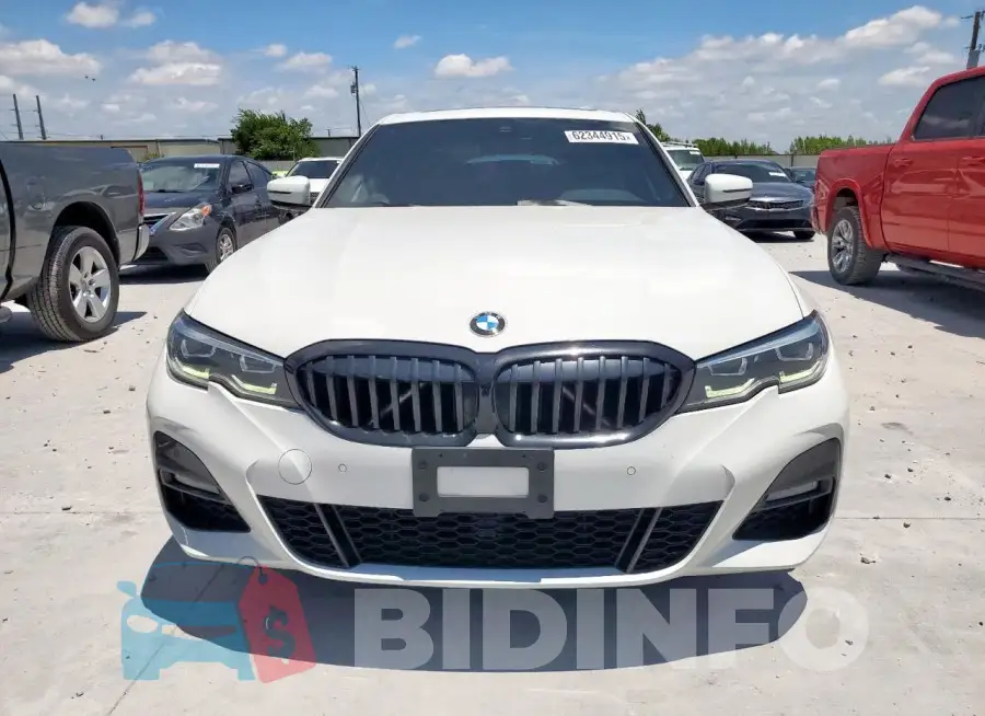 3MW5R7J04L8B22791 Photo# 5