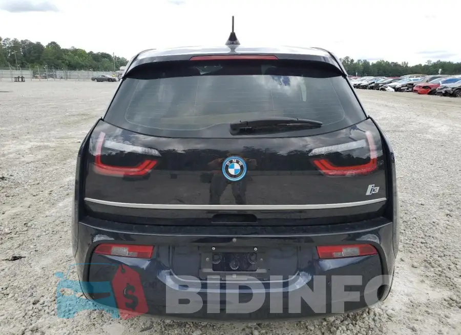 WBY8P2C08M7J71824 Photo# 6