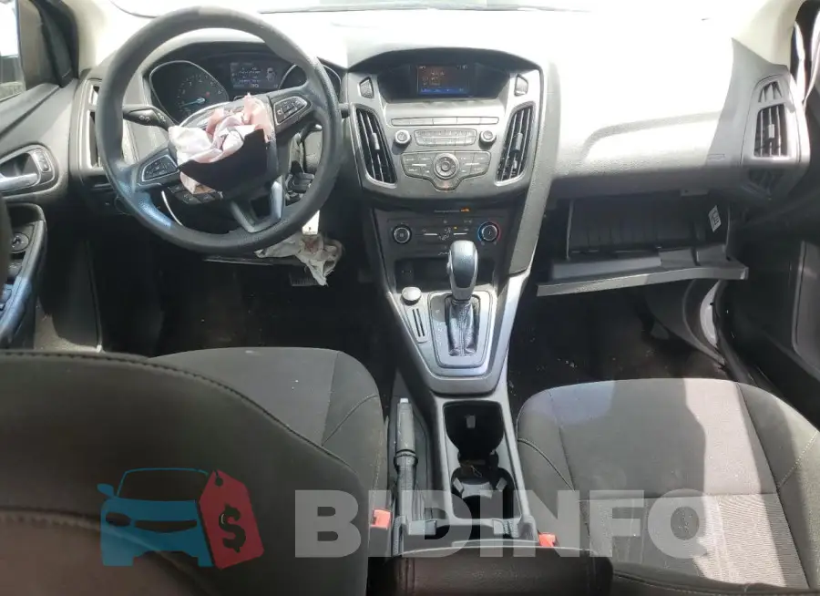 1FADP3F23JL201582 Photo# 8