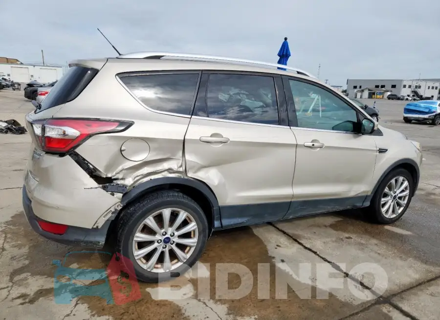 1FMCU0JDXHUA12305 Photo# 3