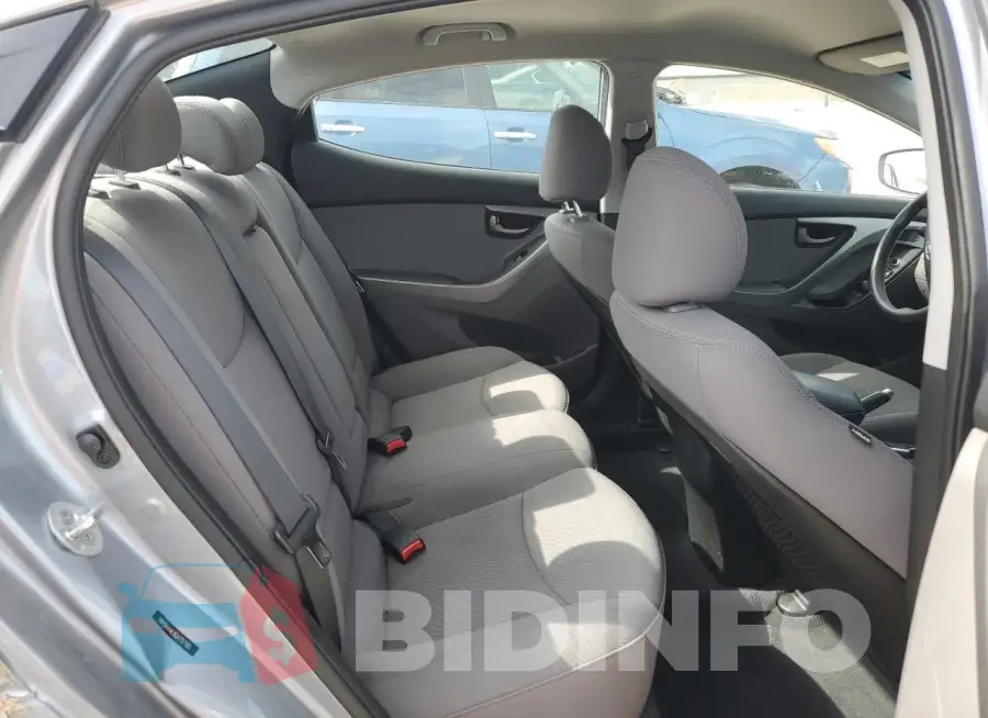 5NPDH4AE8GH797185 Photo# 10
