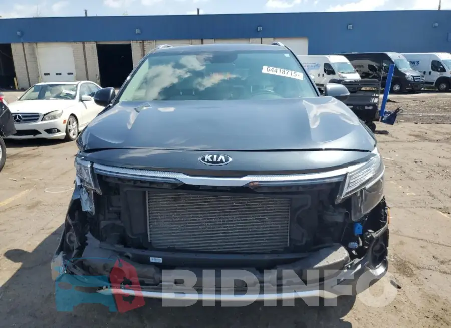 KNDERCAA3M7118688 Photo# 5