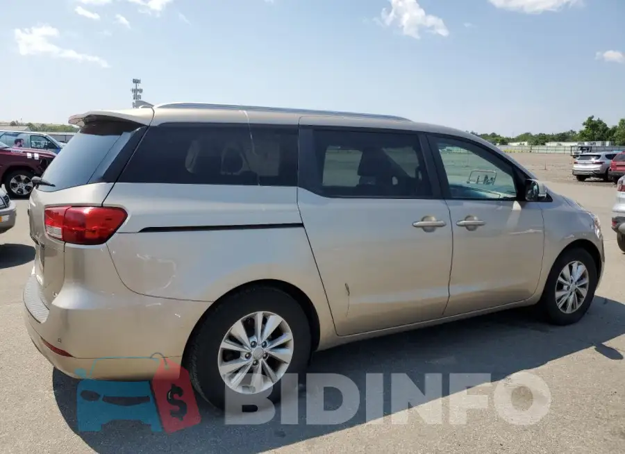 KNDMB5C13G6189411 Photo# 3