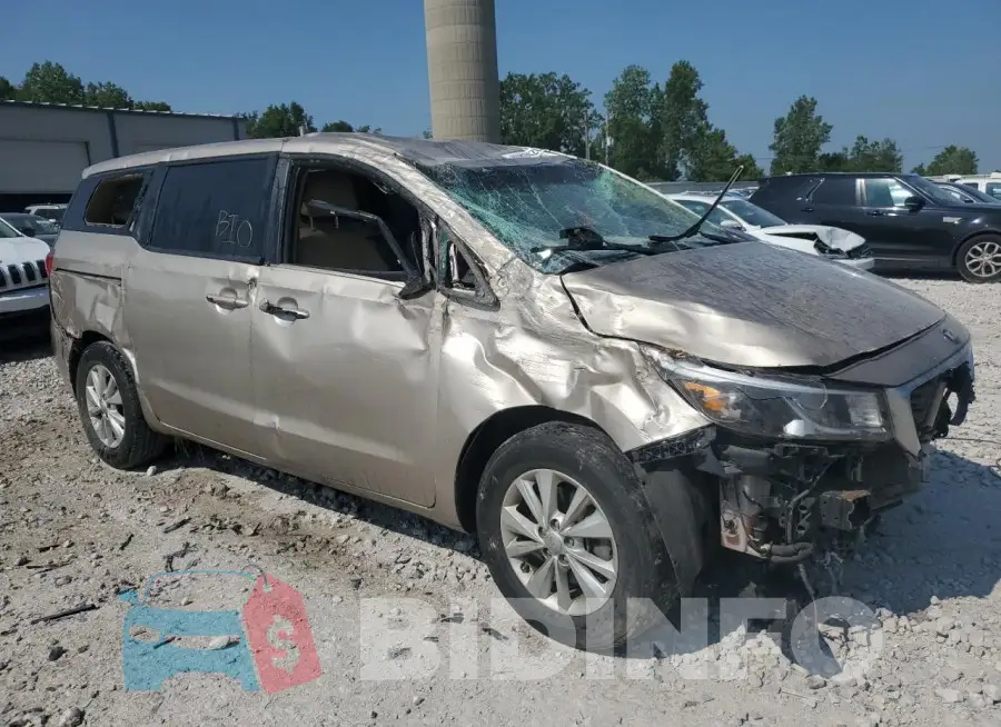 KNDMB5C1XH6244891 Photo# 4