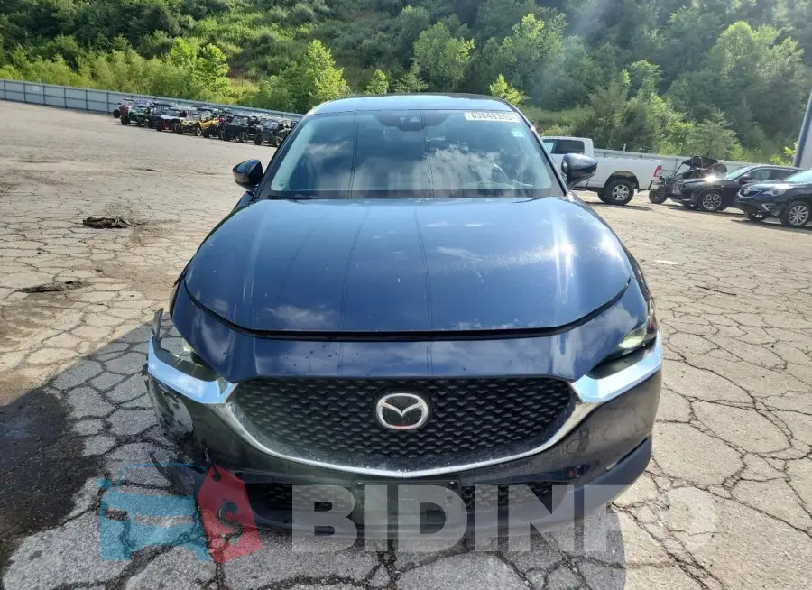 3MVDMABL0MM241237 Photo# 5