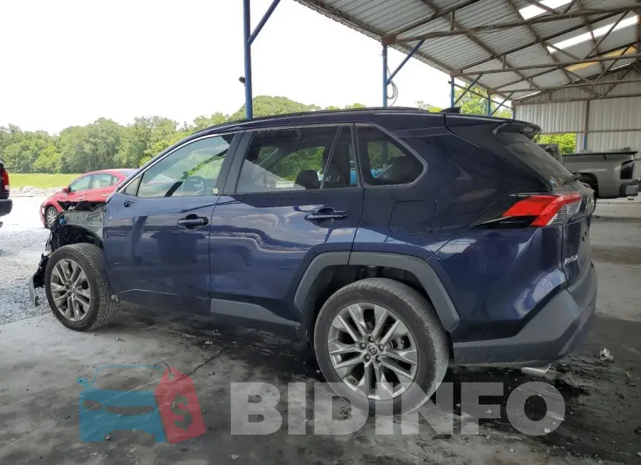 JTMC1RFV4PD102843 Photo# 2
