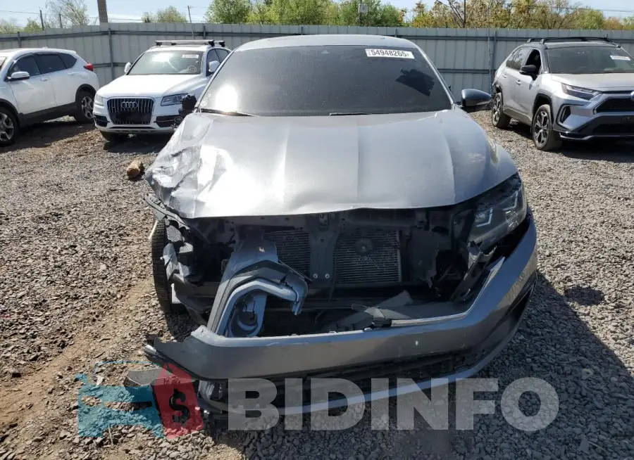 1VWMA7A37LC016311 Photo# 5