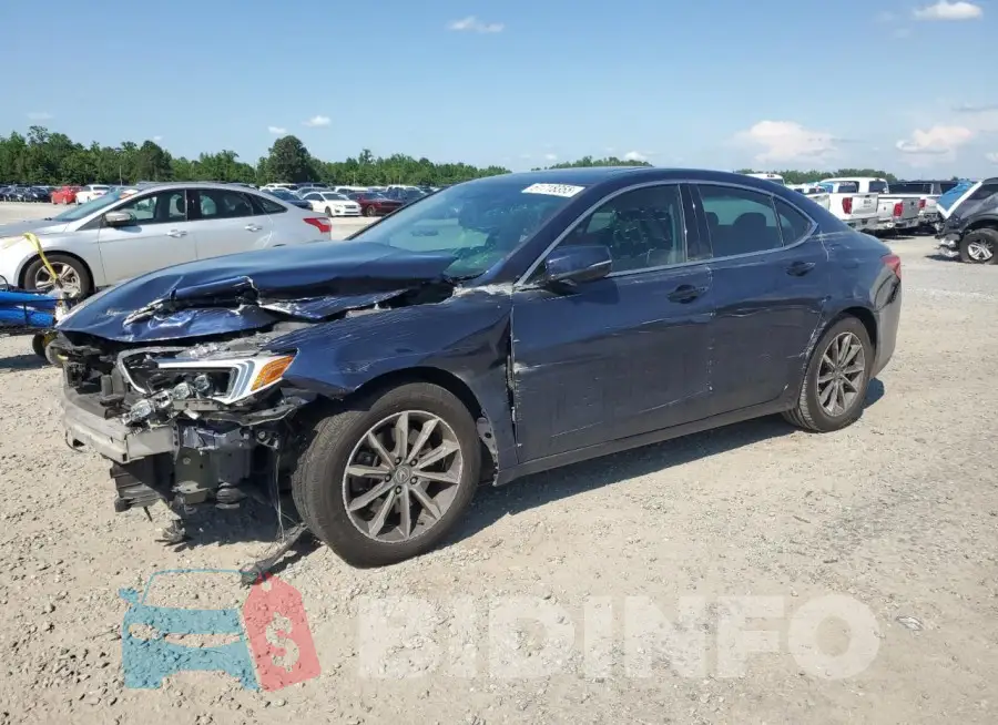 19UUB1F32KA004942 Photo# 1