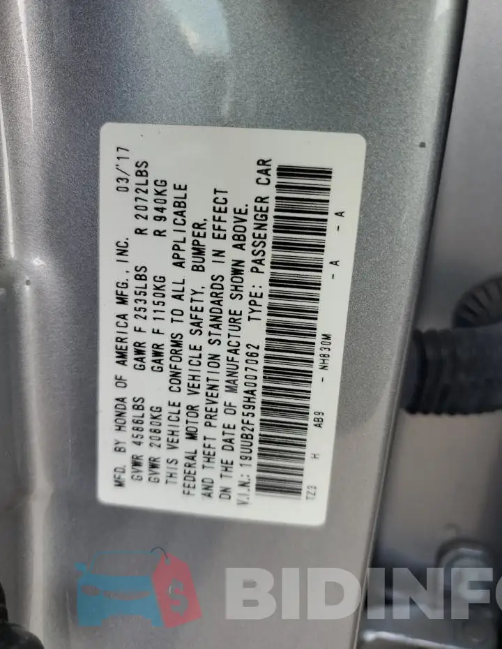 19UUB2F59HA007062 Photo# 12