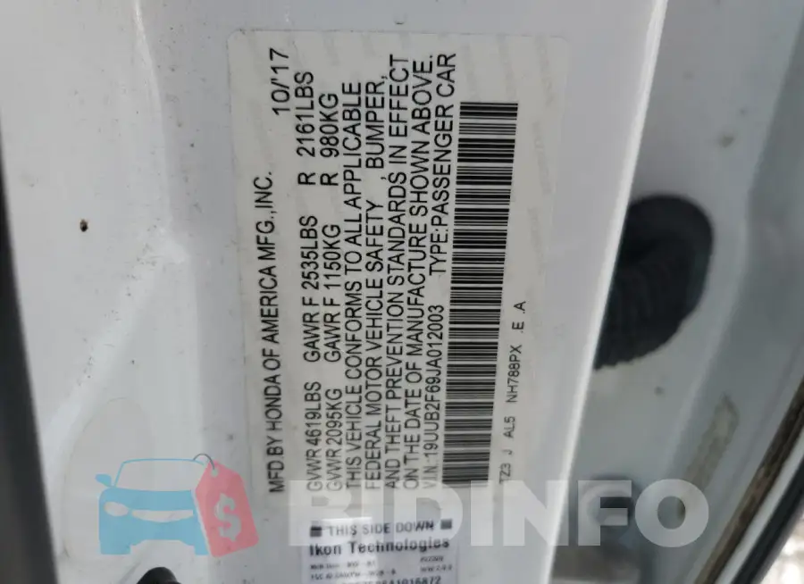 19UUB2F69JA012003 Photo# 12