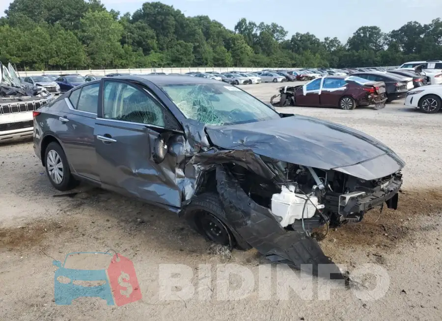 1N4BL4BV1PN362034 Photo# 4
