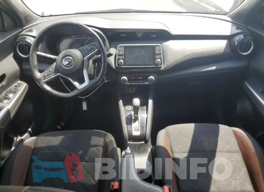 3N1CP5DV9LL550481 Photo# 8