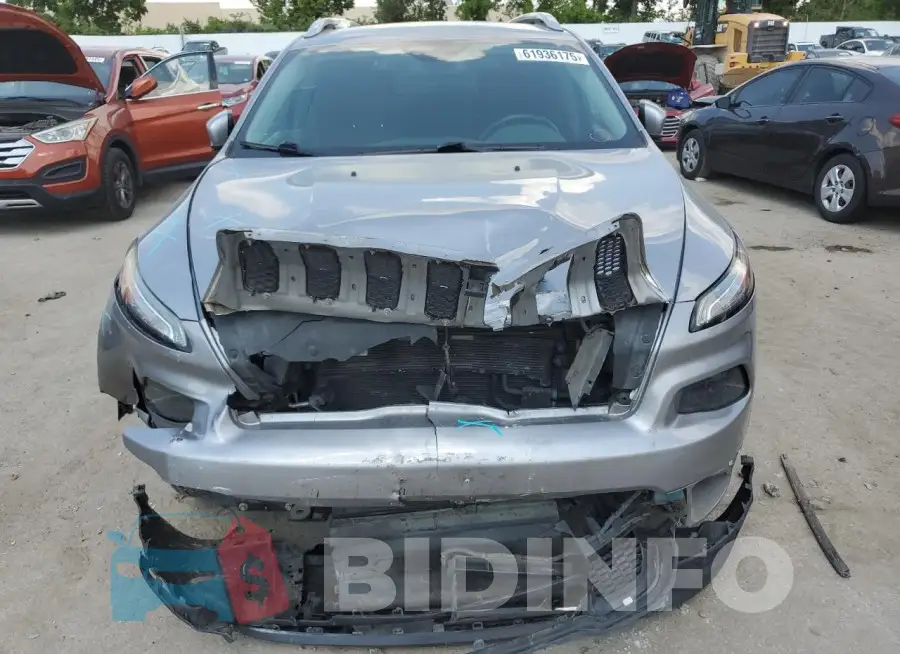 1C4PJMCB7GW210196 Photo# 5